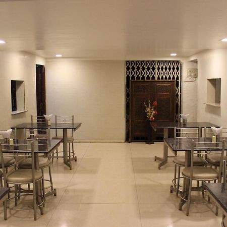 Hotel Rama Executive Mahābaleshwar Exteriör bild