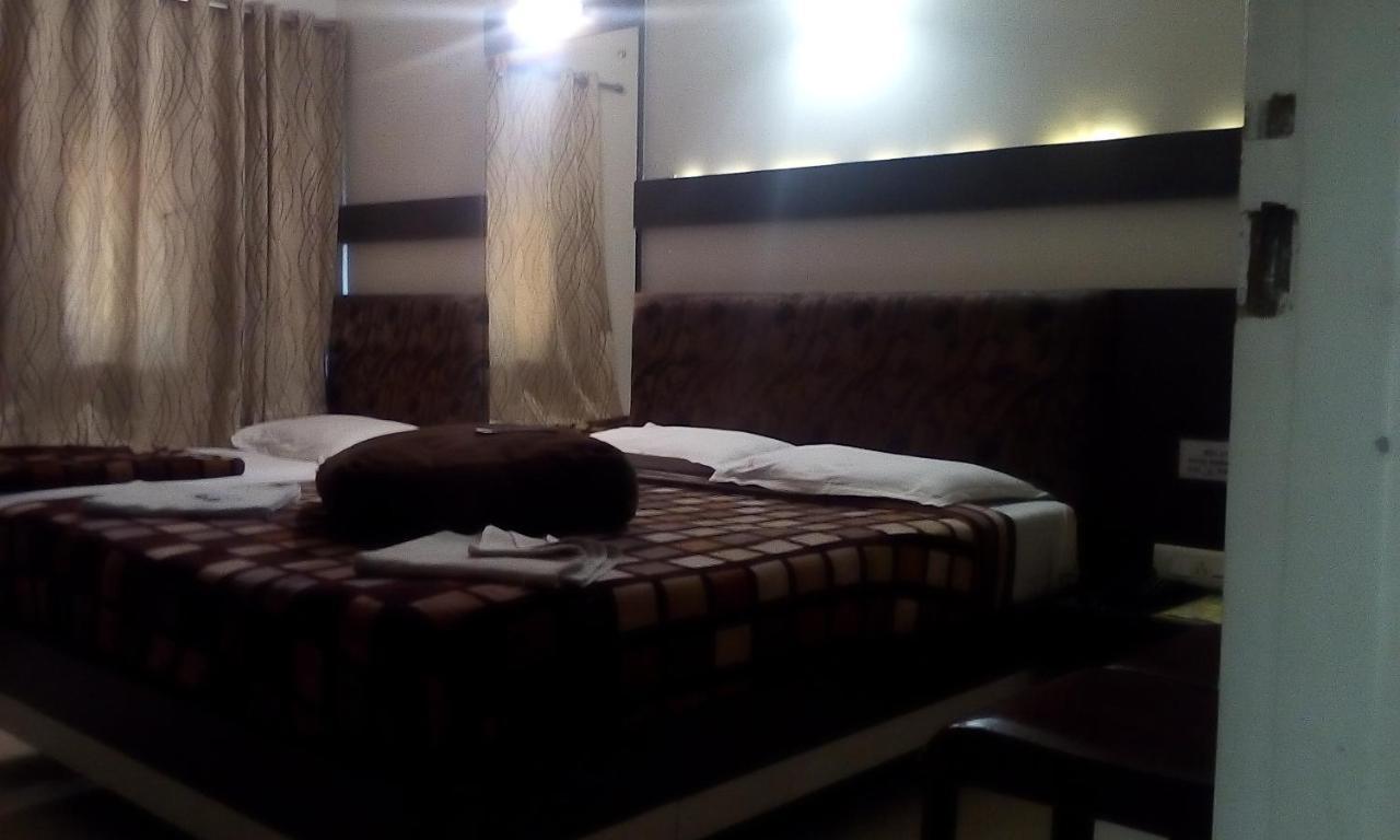 Hotel Rama Executive Mahābaleshwar Exteriör bild