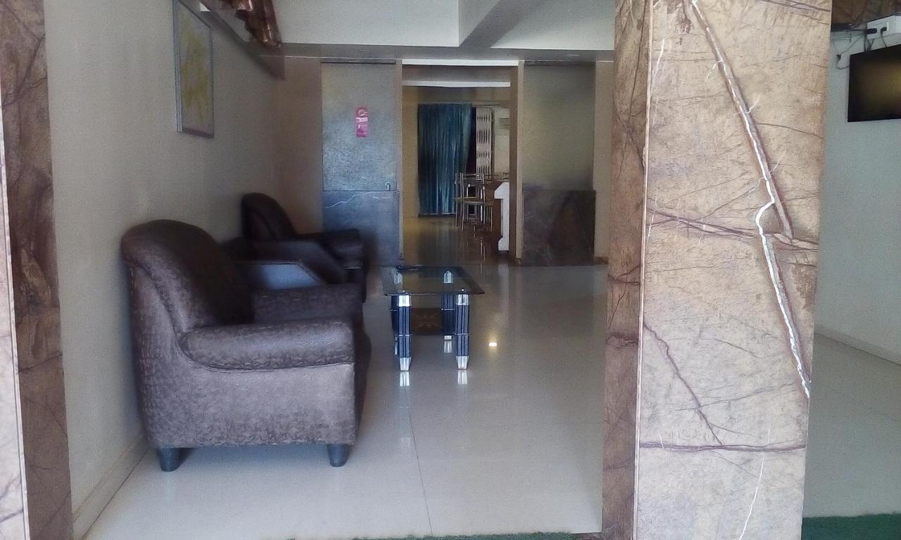 Hotel Rama Executive Mahābaleshwar Exteriör bild